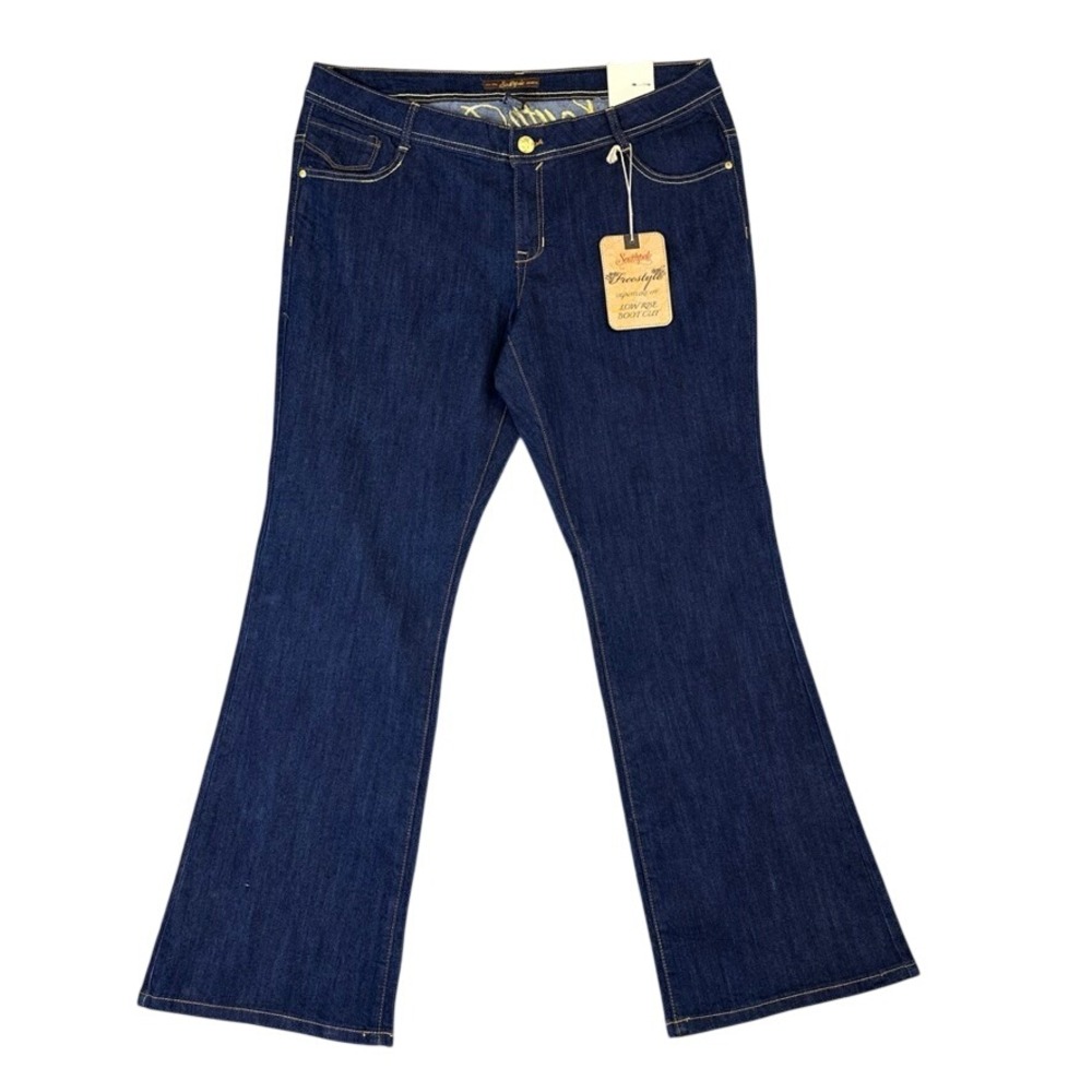 NWT Southpole Freestyle Low Rise Boot Cut Jeans Dark Wash Yellow Embroidery 20